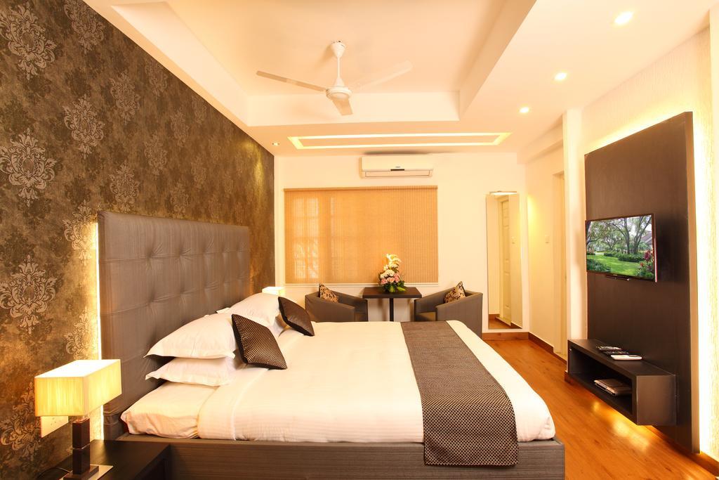 Hotel Luciya Palace Thrissur Quarto foto